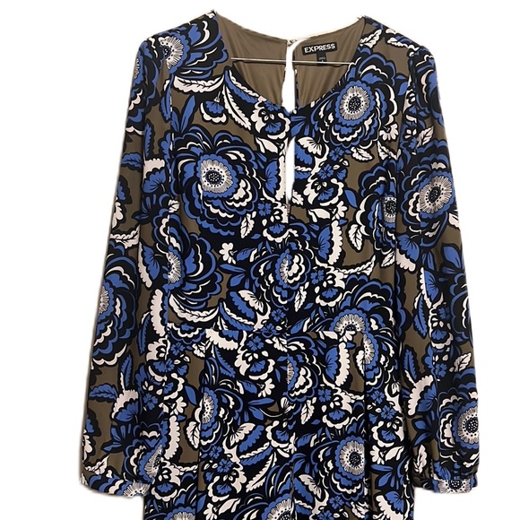 Express, Casual, Front/Back Keyhole, Long Sleeve jumpsuit, Multi, Size 6 - Picture 6 of 10